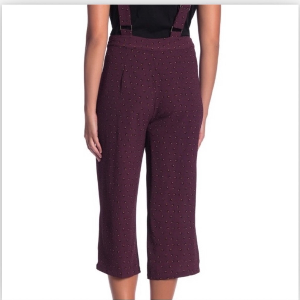 Bobeau Printed ruffle apron cropped jumpsuit - Picture 4 of 12